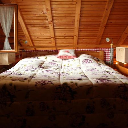 B&B Le Corone - Chalet Nel Bosco Cavalo Exterior foto